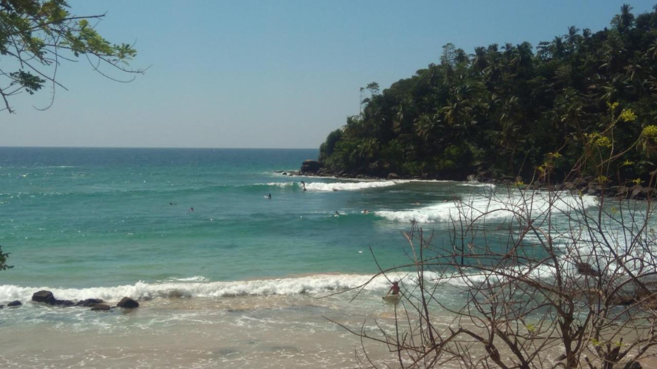 Pemuyan Mirissa70 Bed & Breakfast Bagian luar foto