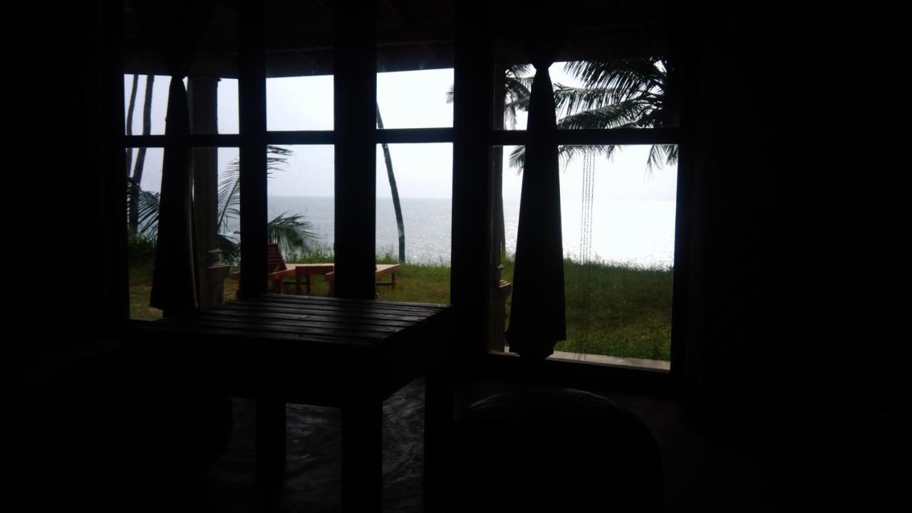 Pemuyan Mirissa70 Bed & Breakfast Bagian luar foto